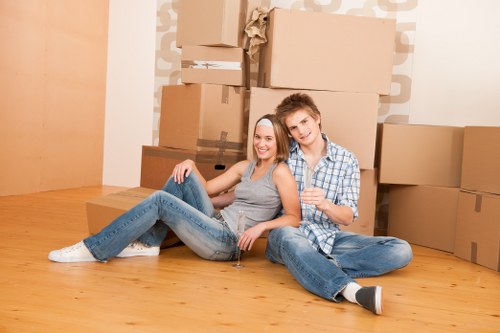 Different storage unit sizes suitable for short-term storage in Brentcross